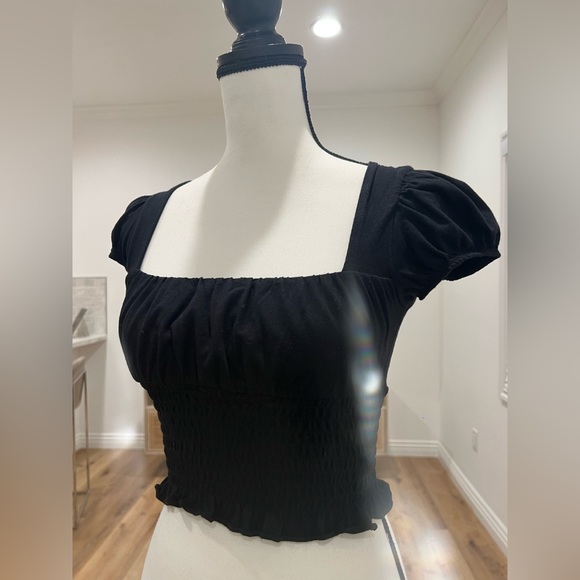 Aritzia Tops - Black ARITZIA SUNDAY BEST TOP 2XS